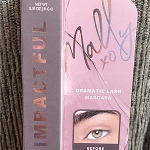 MALLY- Instantly Impactful - Dramatic Lash Mascara - Black - 0.31 Oz